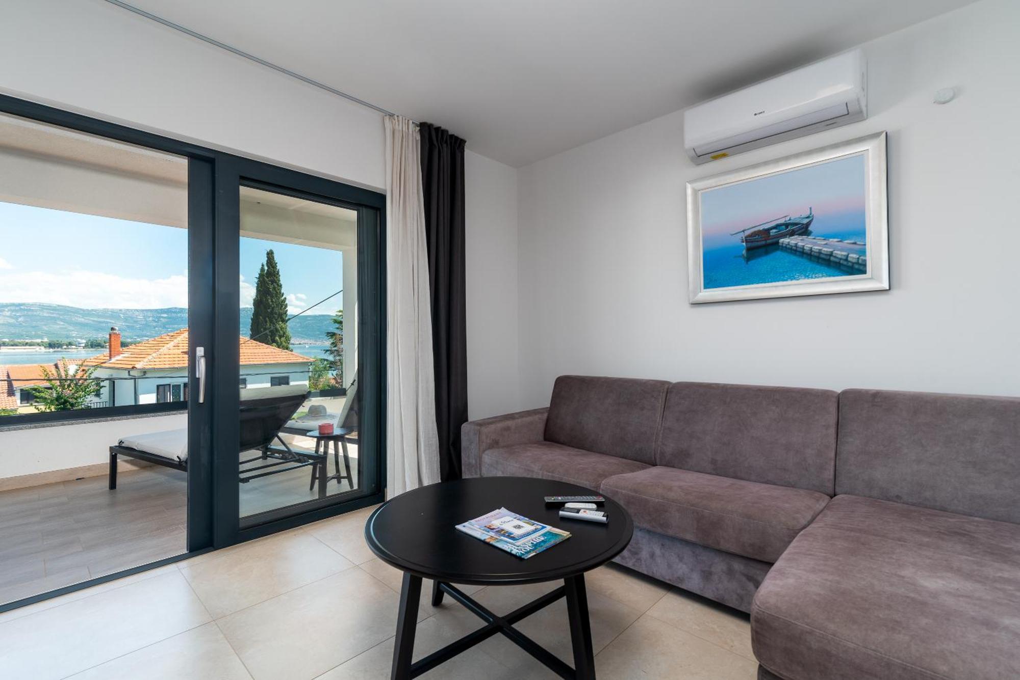 Maca Apartments & Suites Trogir Eksteriør bilde