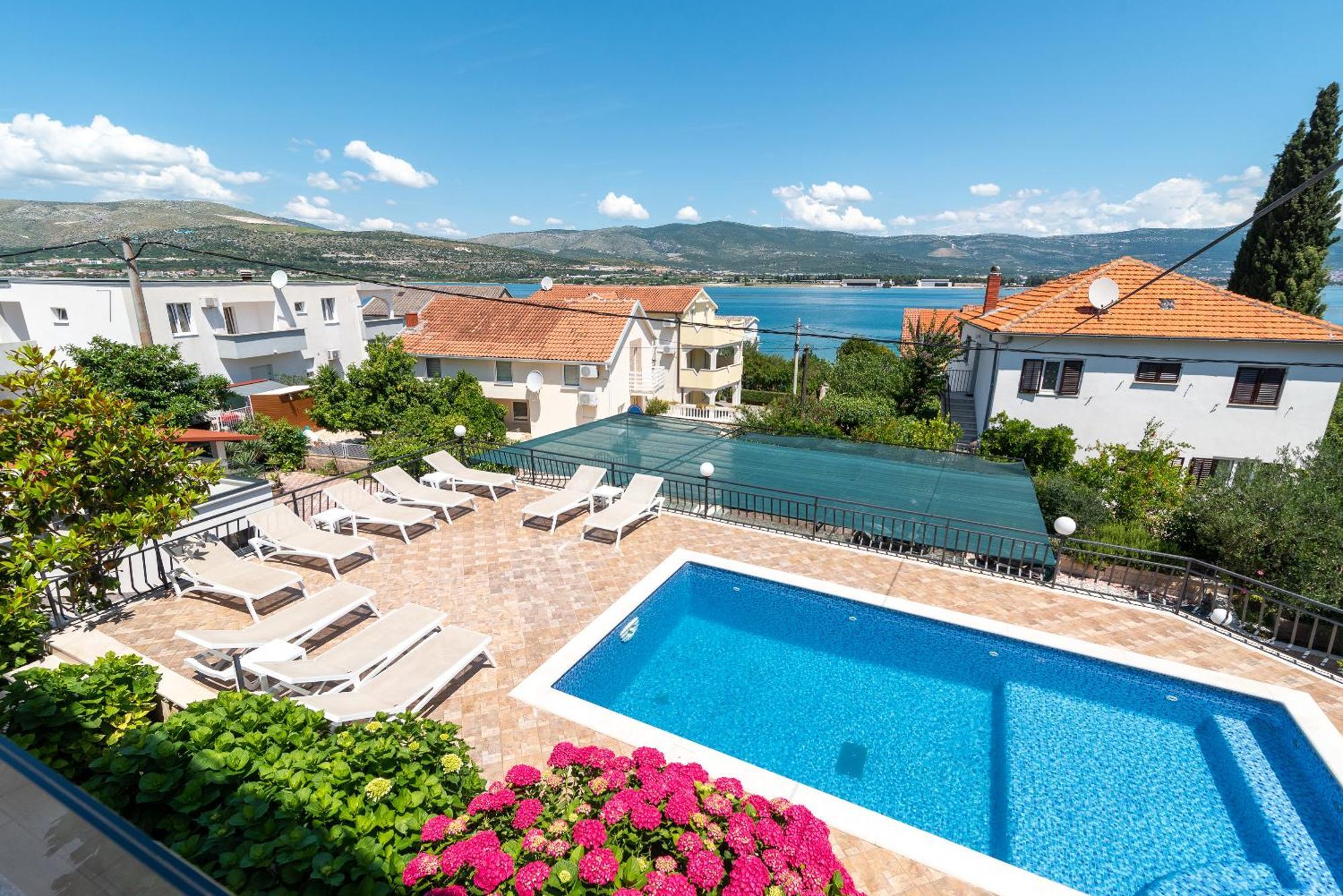 Maca Apartments & Suites Trogir Eksteriør bilde