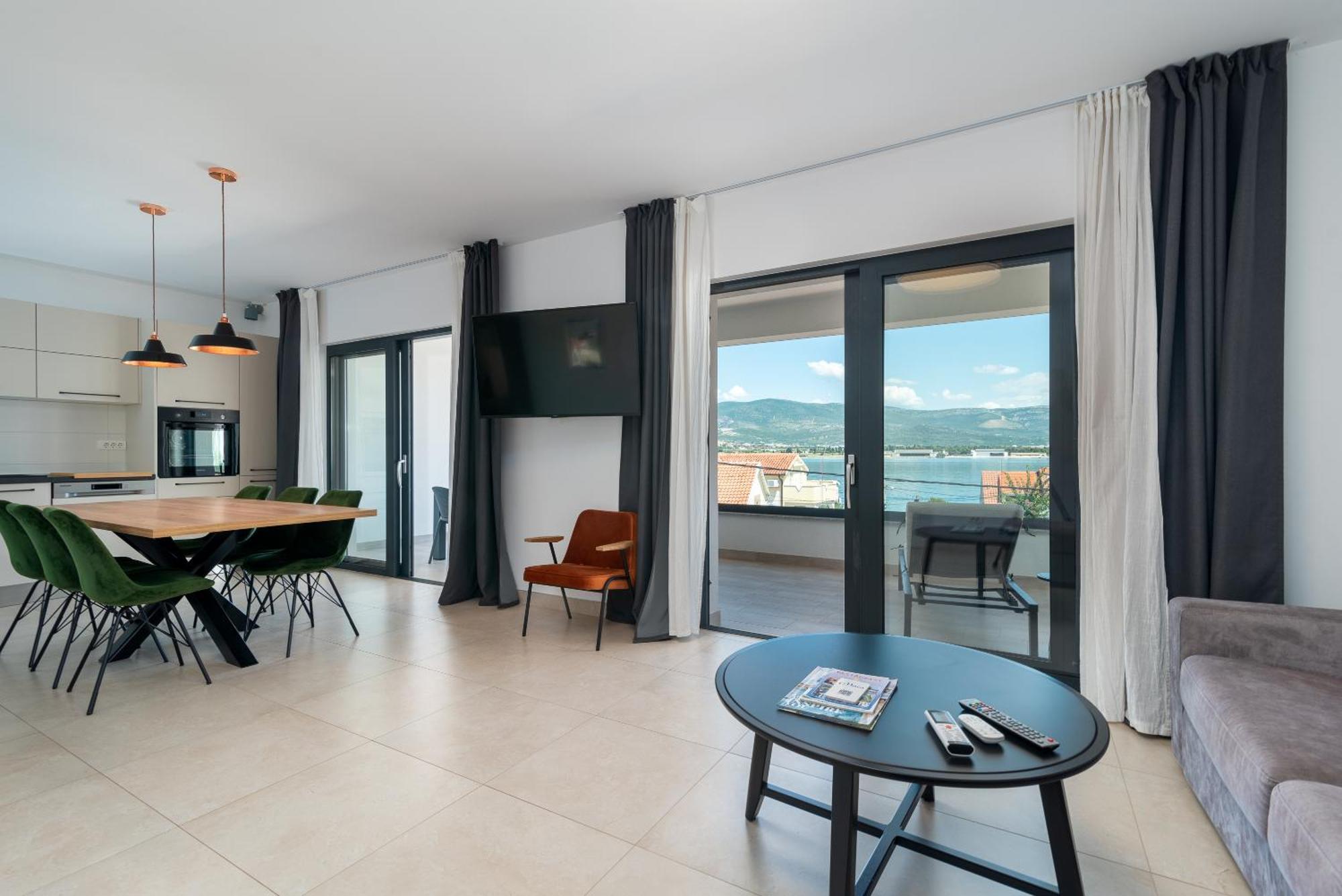 Maca Apartments & Suites Trogir Eksteriør bilde