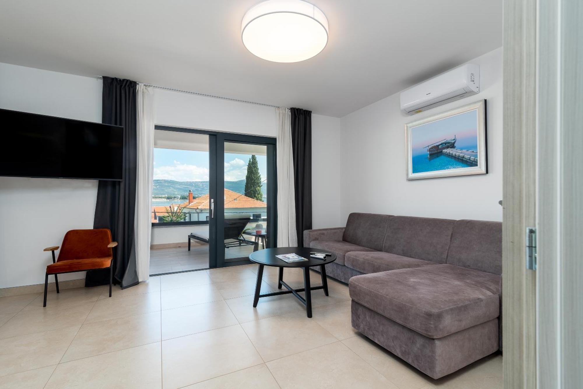 Maca Apartments & Suites Trogir Eksteriør bilde