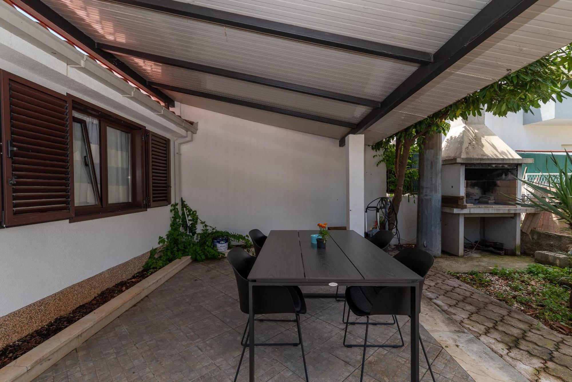 Maca Apartments & Suites Trogir Eksteriør bilde