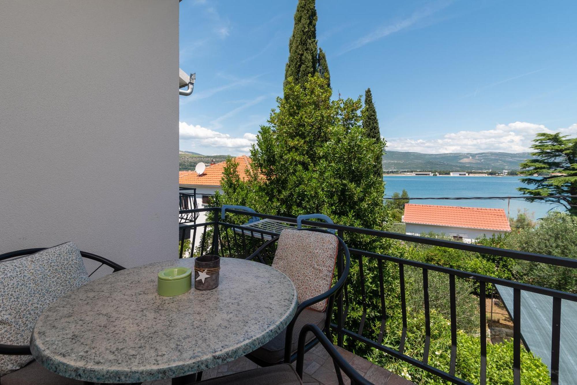 Maca Apartments & Suites Trogir Eksteriør bilde