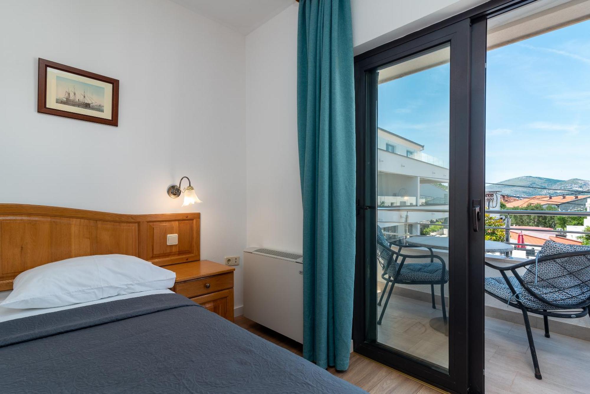 Maca Apartments & Suites Trogir Eksteriør bilde