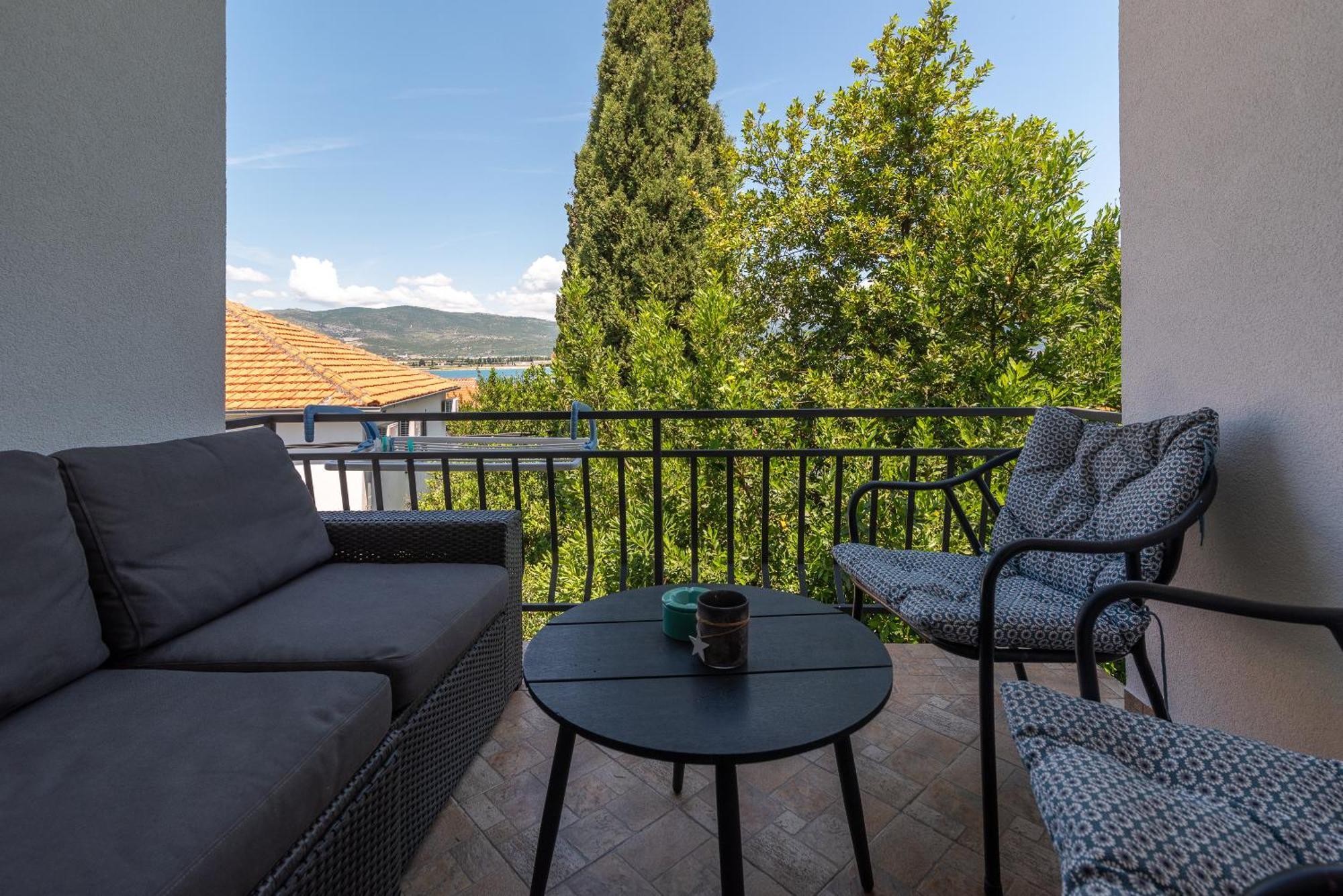 Maca Apartments & Suites Trogir Eksteriør bilde