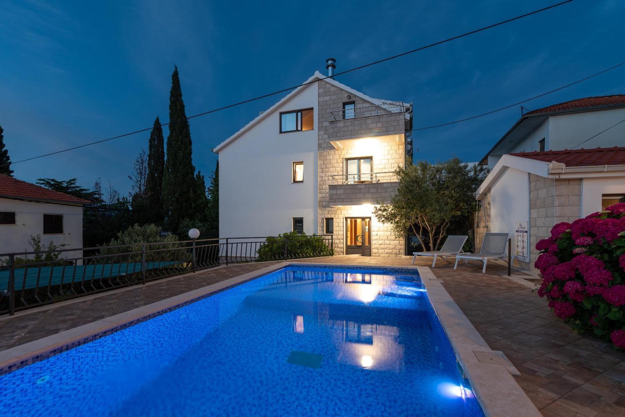 Maca Apartments & Suites Trogir Eksteriør bilde