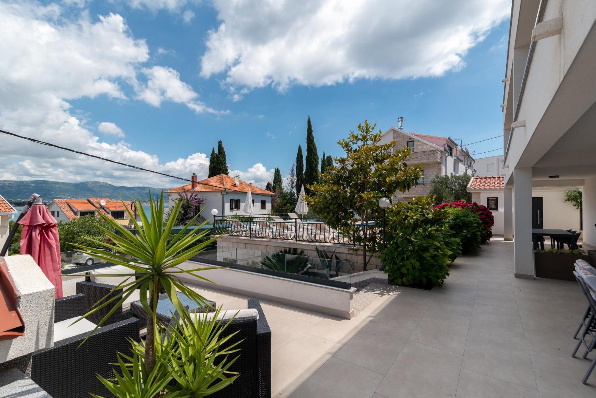Maca Apartments & Suites Trogir Eksteriør bilde