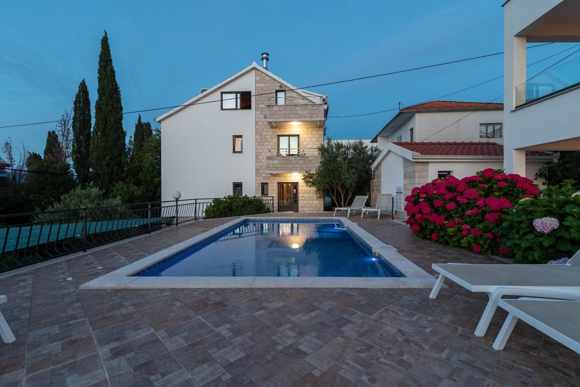 Maca Apartments & Suites Trogir Eksteriør bilde