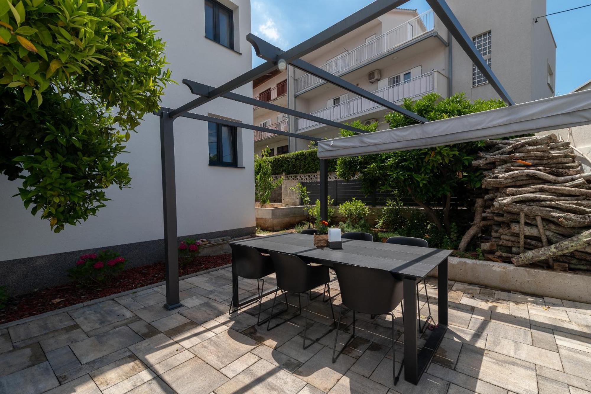 Maca Apartments & Suites Trogir Eksteriør bilde
